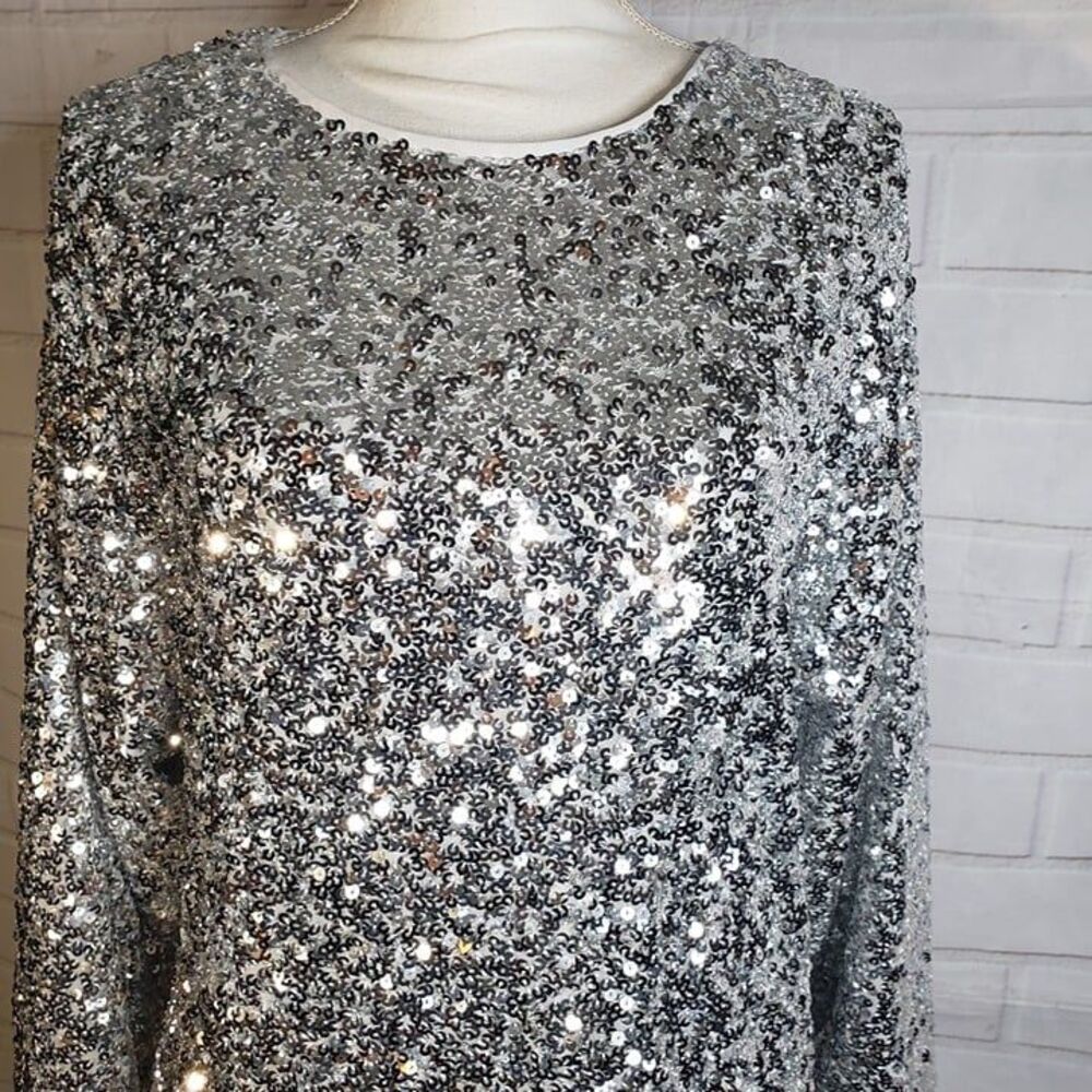 Nice Silver All Over Sequin Mini Dress womens S small Party Holiday Oversized